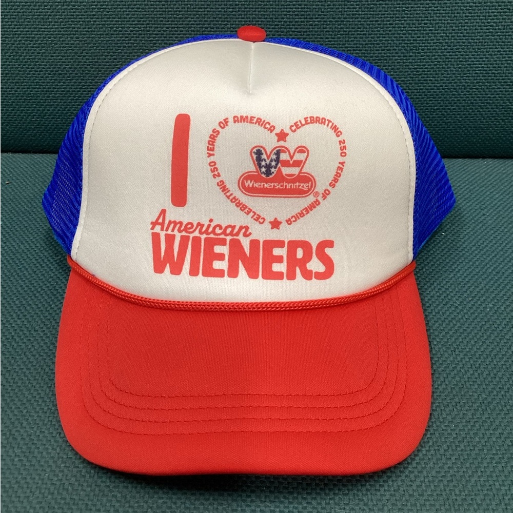 NWOT Wienerschnitzel I ❤️ American Wieners Hat
